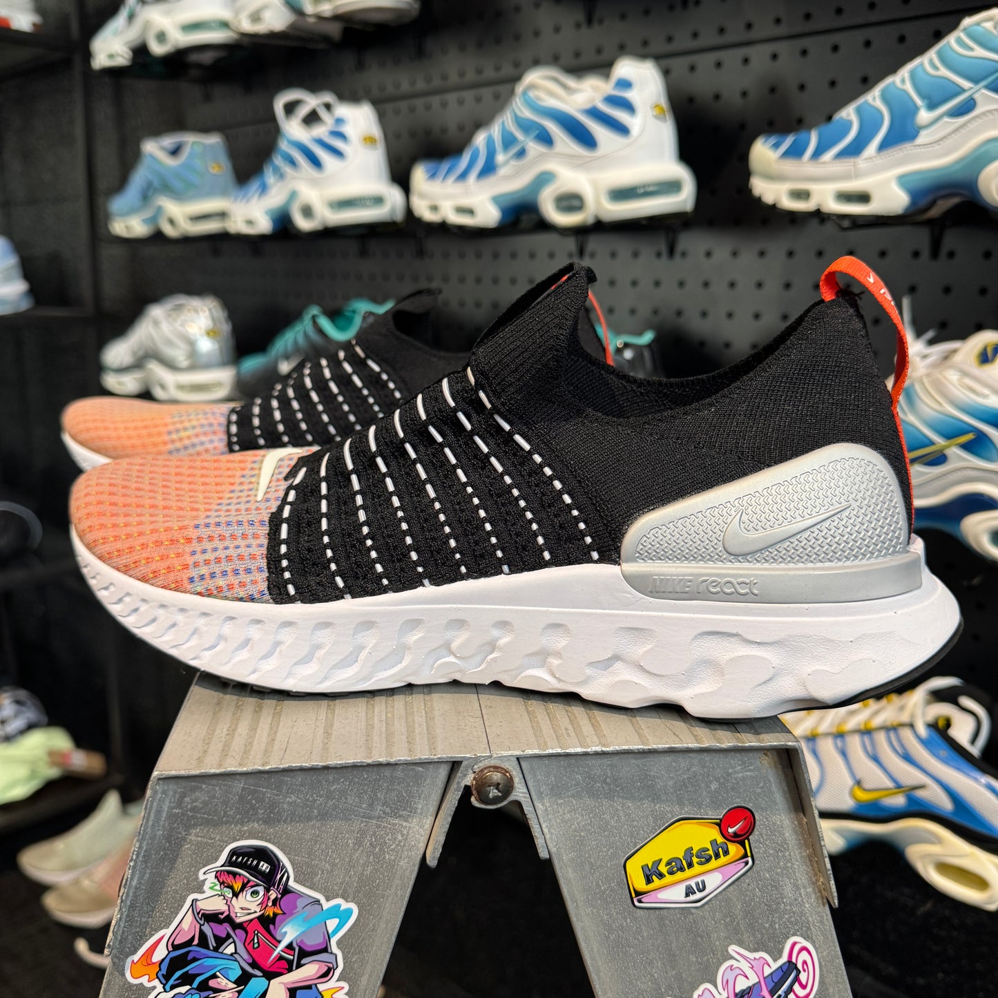 Nike React Phantom Run 2 'Black Team Orange' (Brand New)