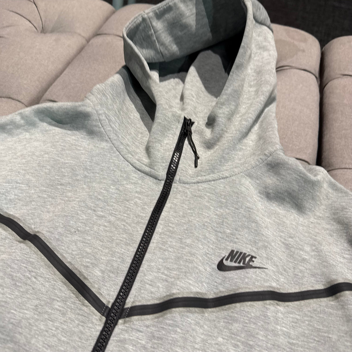 Nike Tech Fleece Jacket 'Grey' (Second hand)