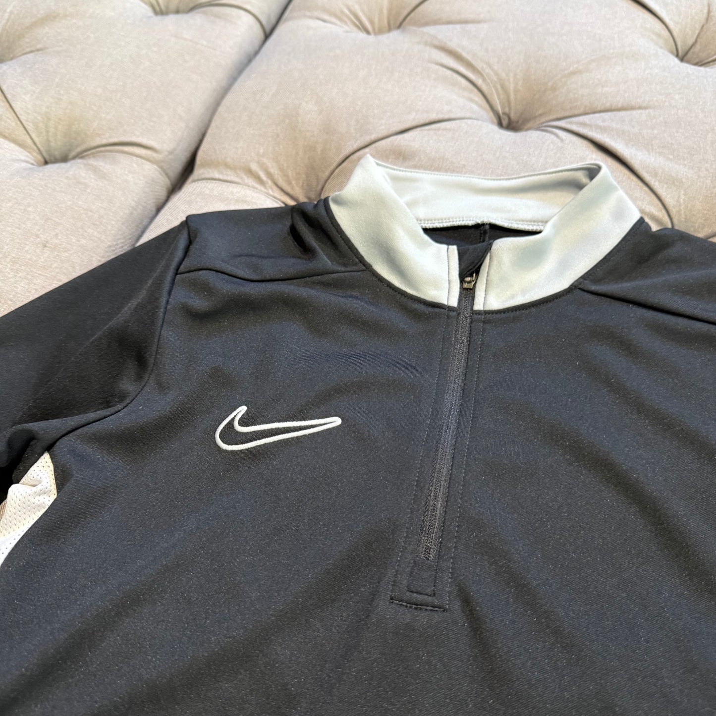 Nike Drifit Quarter-zip 'Black Grey' (Second hand)