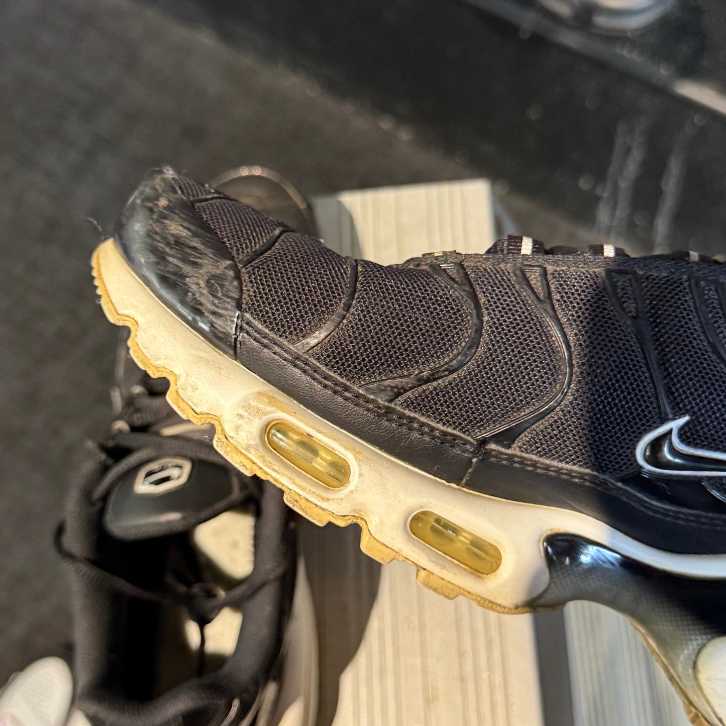 Nike Air Max Plus TN 'Oreo' (Second hand)