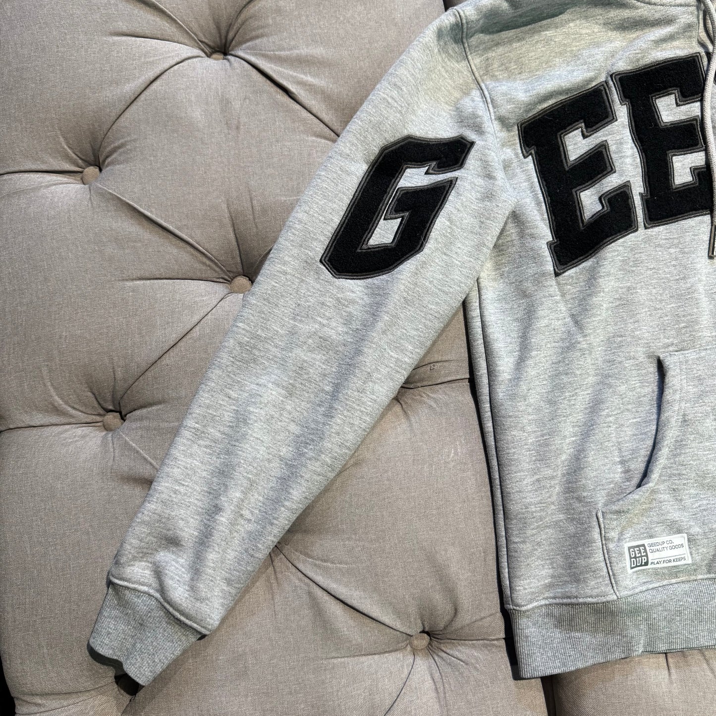 Geedup Team Logo Hoodie 'Grey Black' (Second hand)
