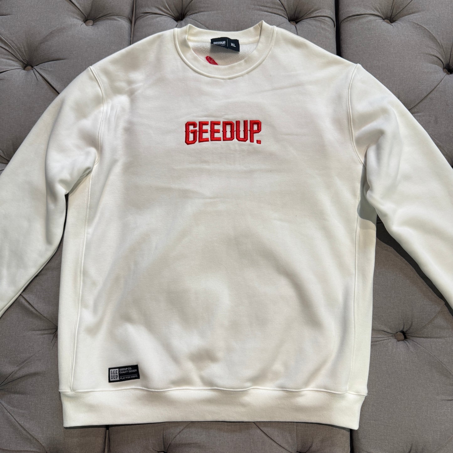 Geedup Always Neighbourhood Crewneck 'White Red' (Second hand)