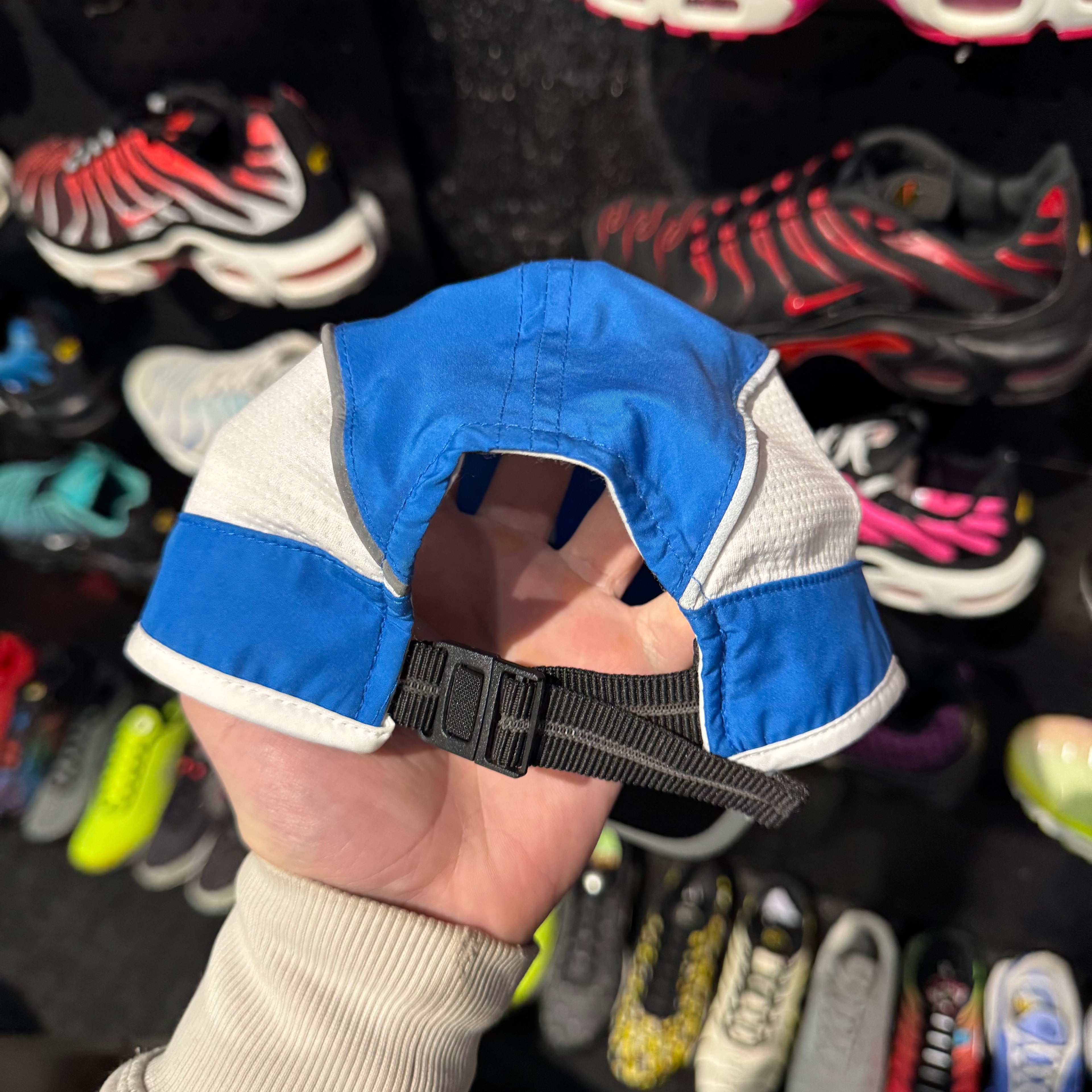 Asics Multi Pannel Reflective Cap 'Blue White' (Second hand)