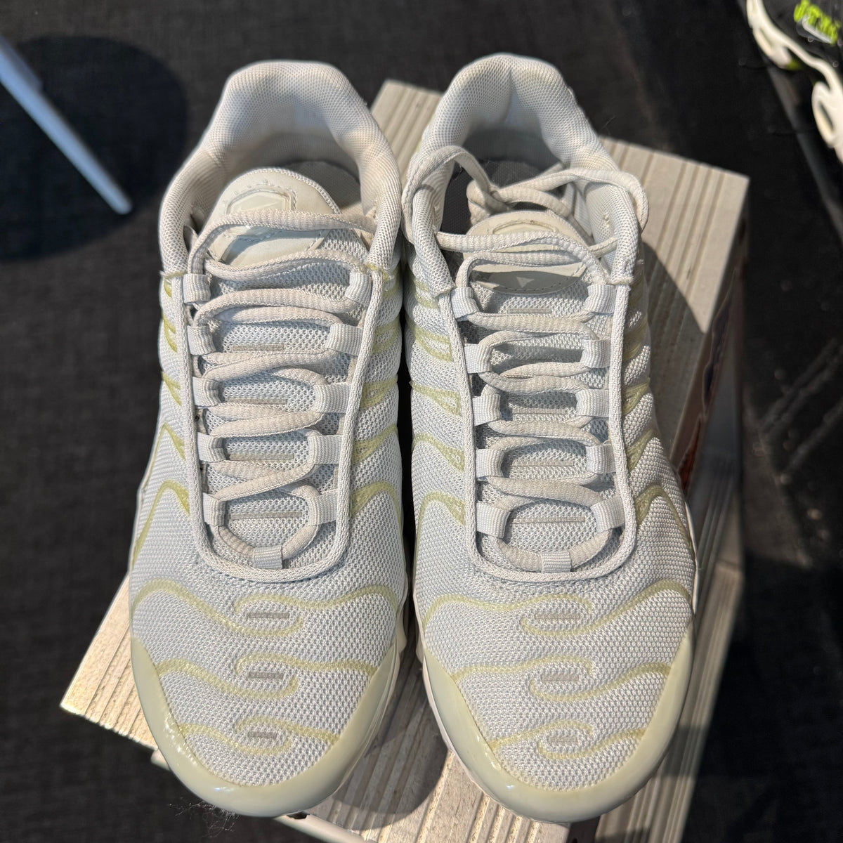 Nike Air Max Plus TN 'Aura White' (Second hand)