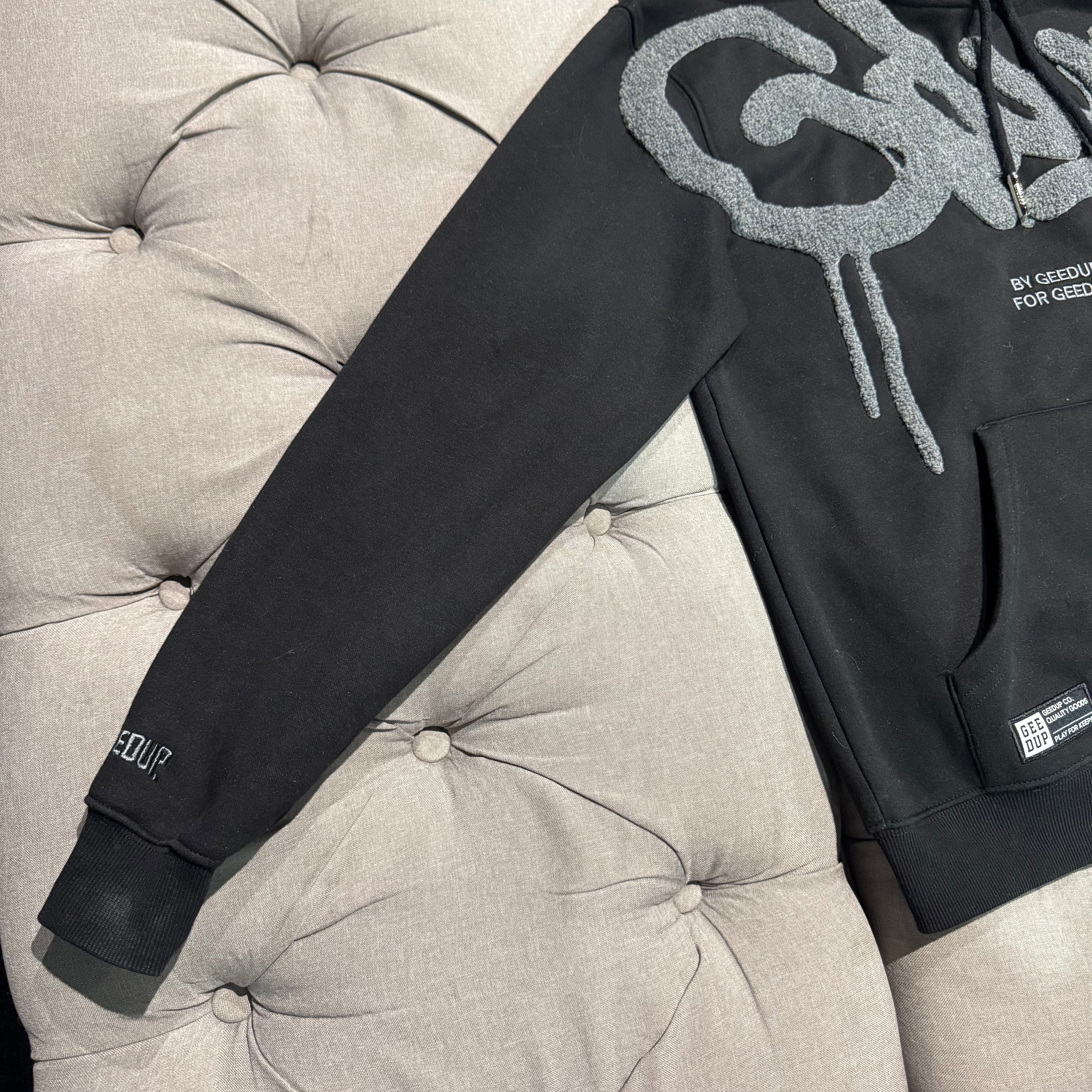 Geedup Handstyle Hoodie 'Black Grey' (Second hand)