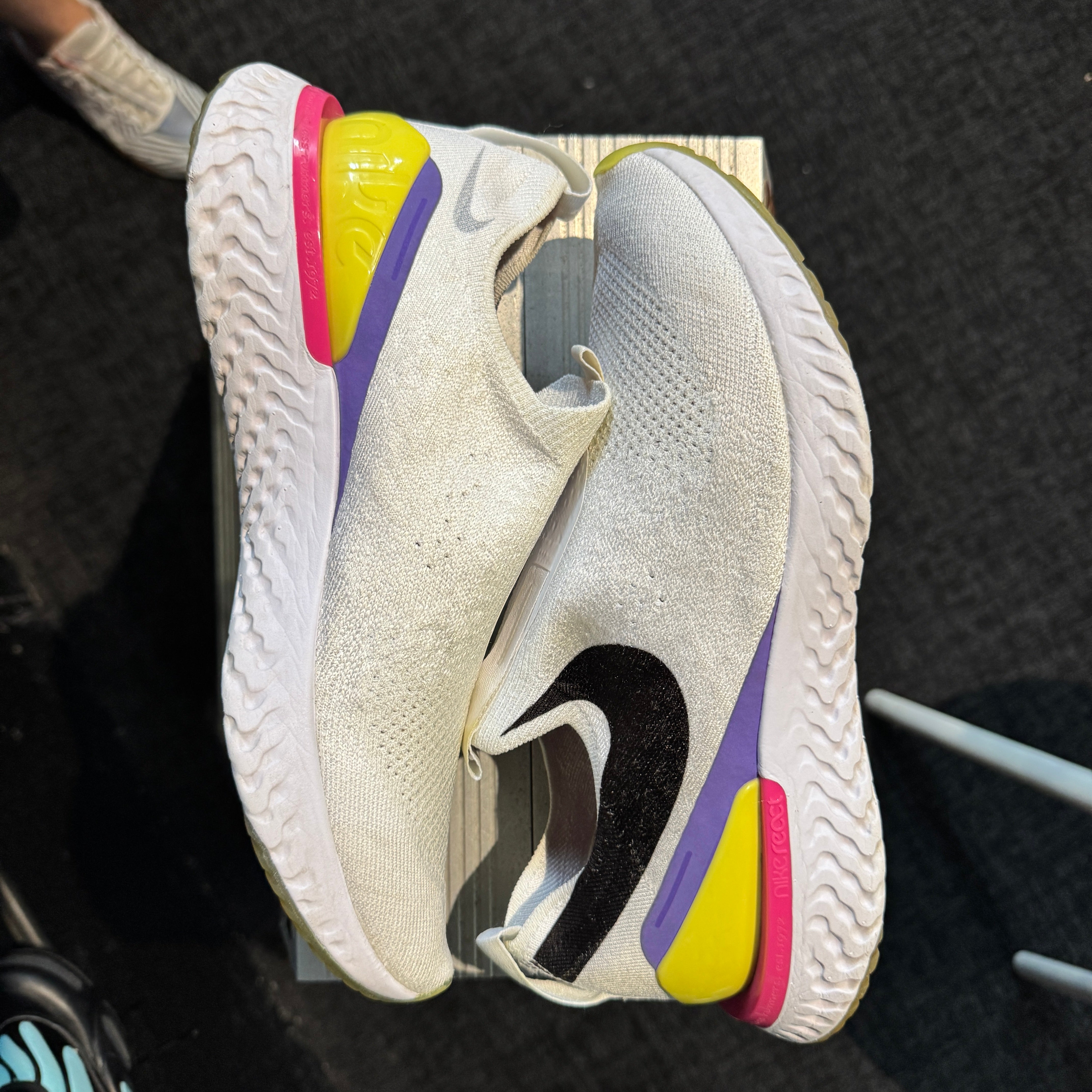 nike epic phantom react fk white