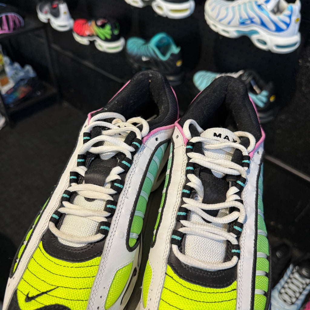 Nike Airmax Plus Tailwind 'Aurora Green' (Second hand)
