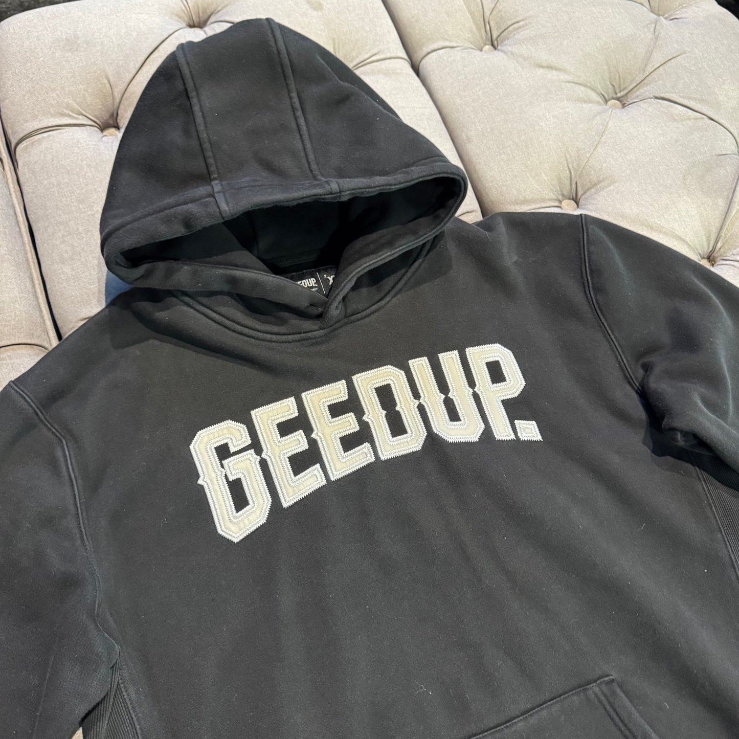Geedup Cities Hoodie 'Black' (Second hand)