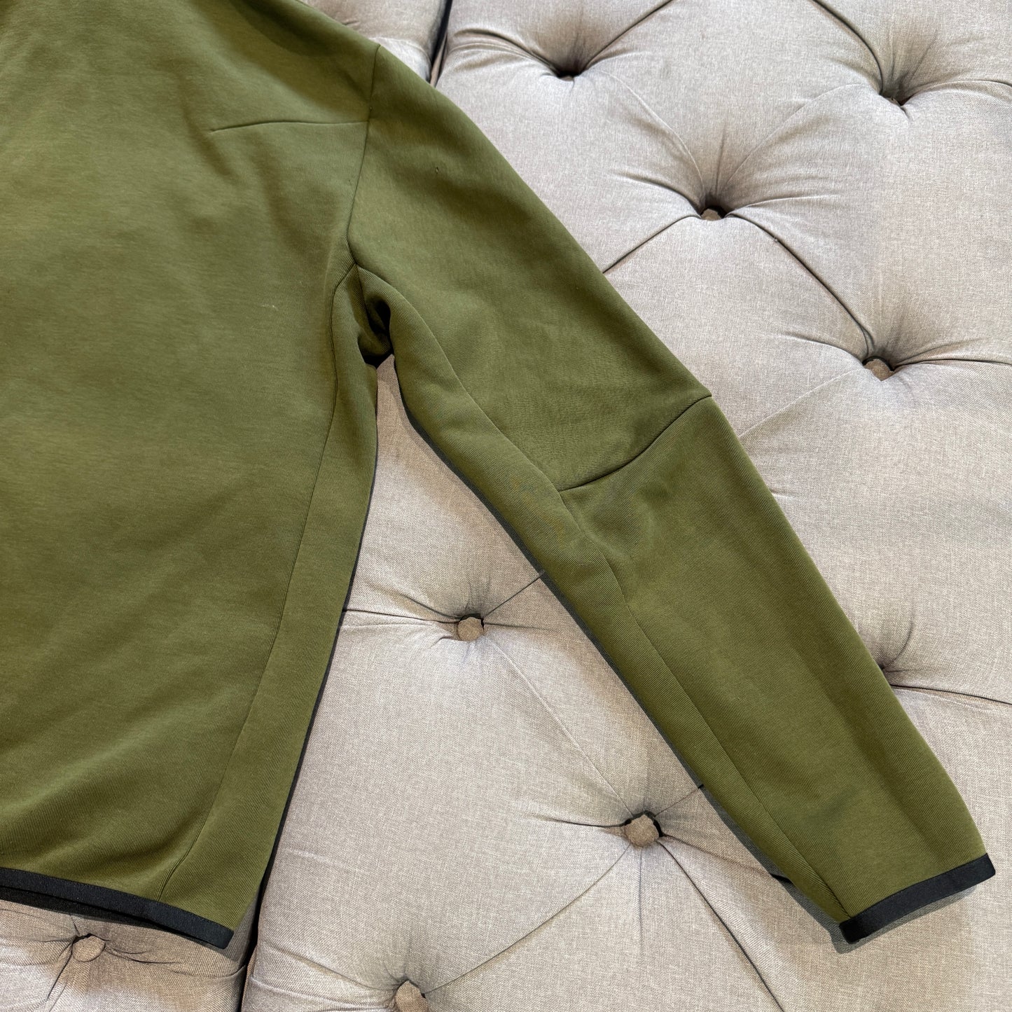 Nike Tech Fleece Jacket 'Olive Green' (Second hand)