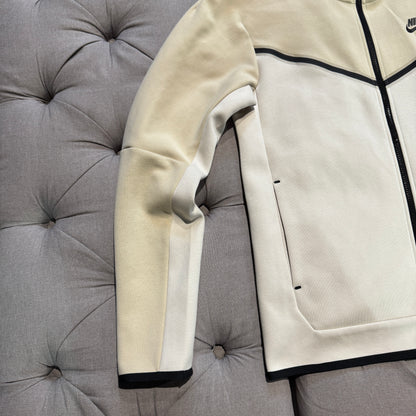 Nike Tech Fleece Jacket 'Butter Cream' (Second hand)