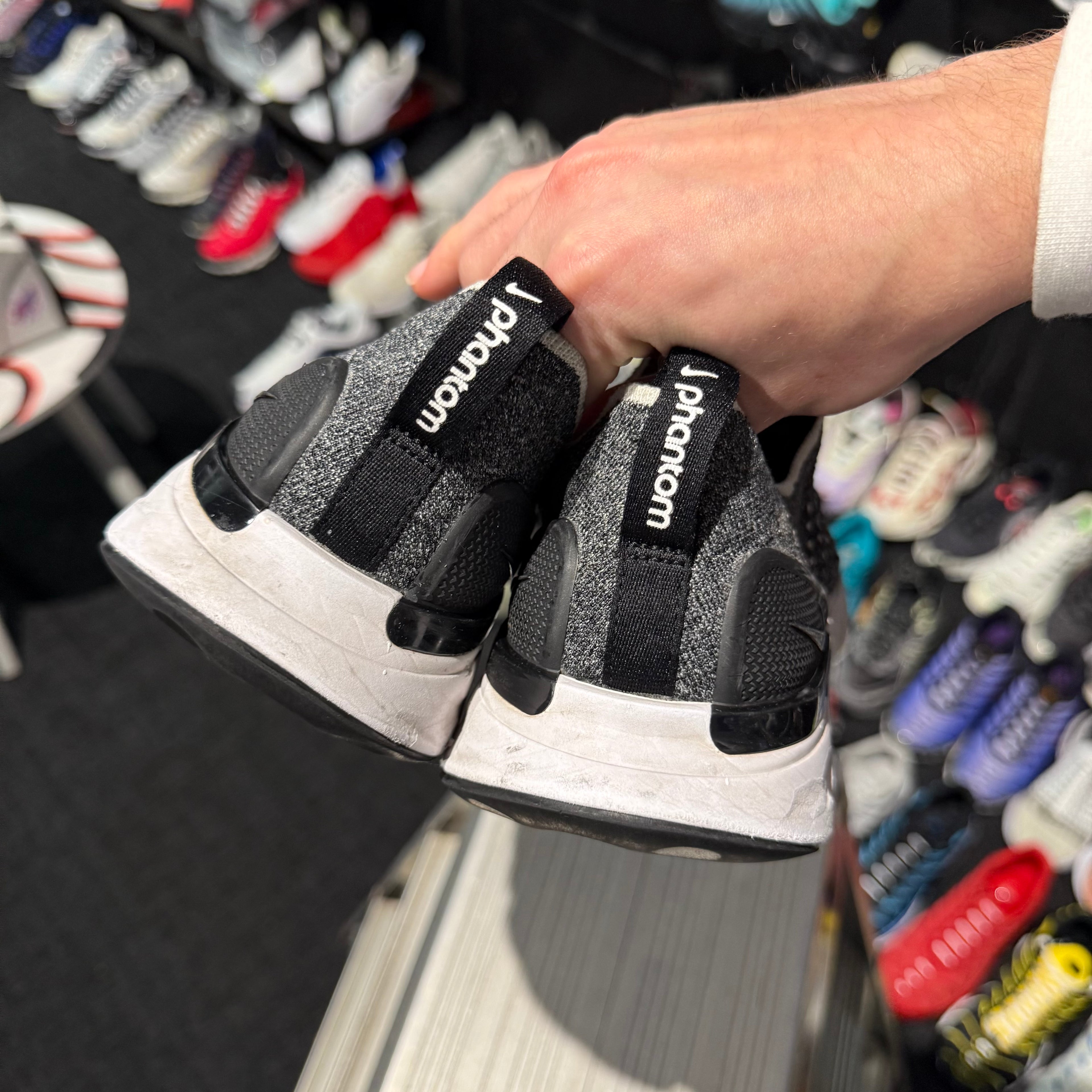 Nike Phantom Run React Flyknit 2 'Black White' (Second hand)