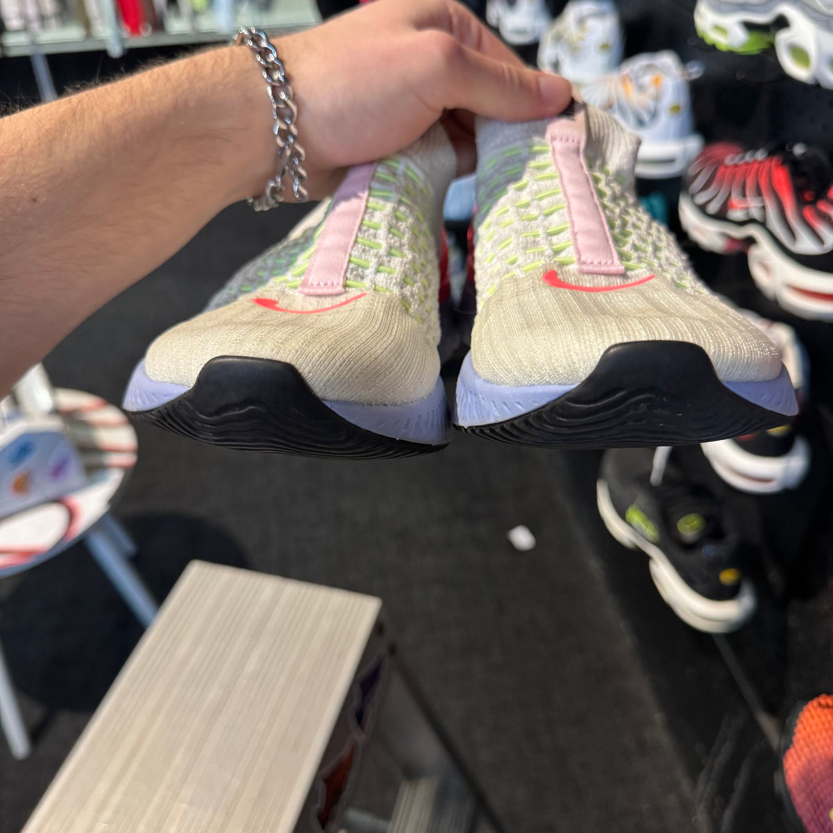 Nike React Phantom Run Flyknit 2 'Confetti' (Second hand)