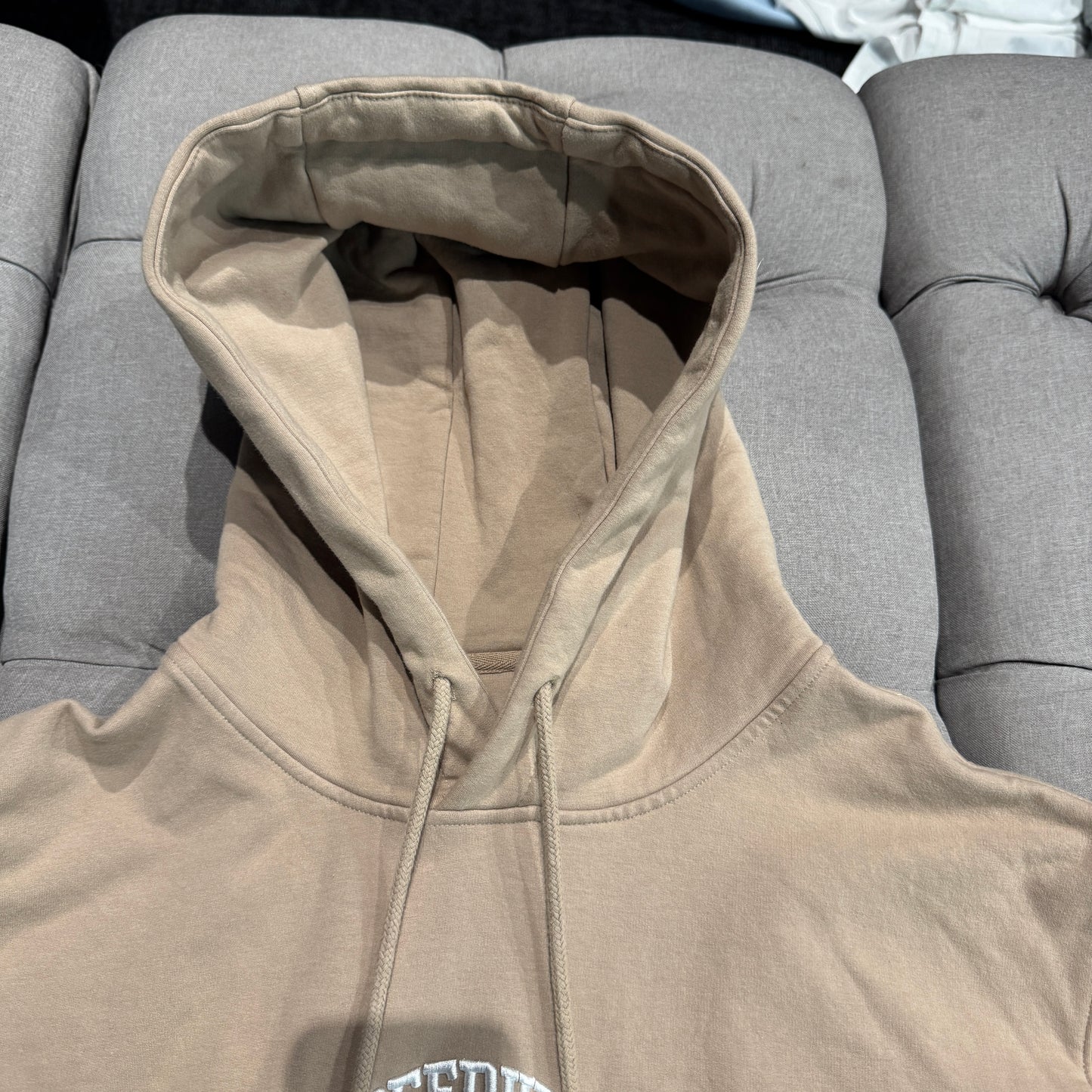 Geedup Small Logo Hoodie 'Brown' (Second hand)