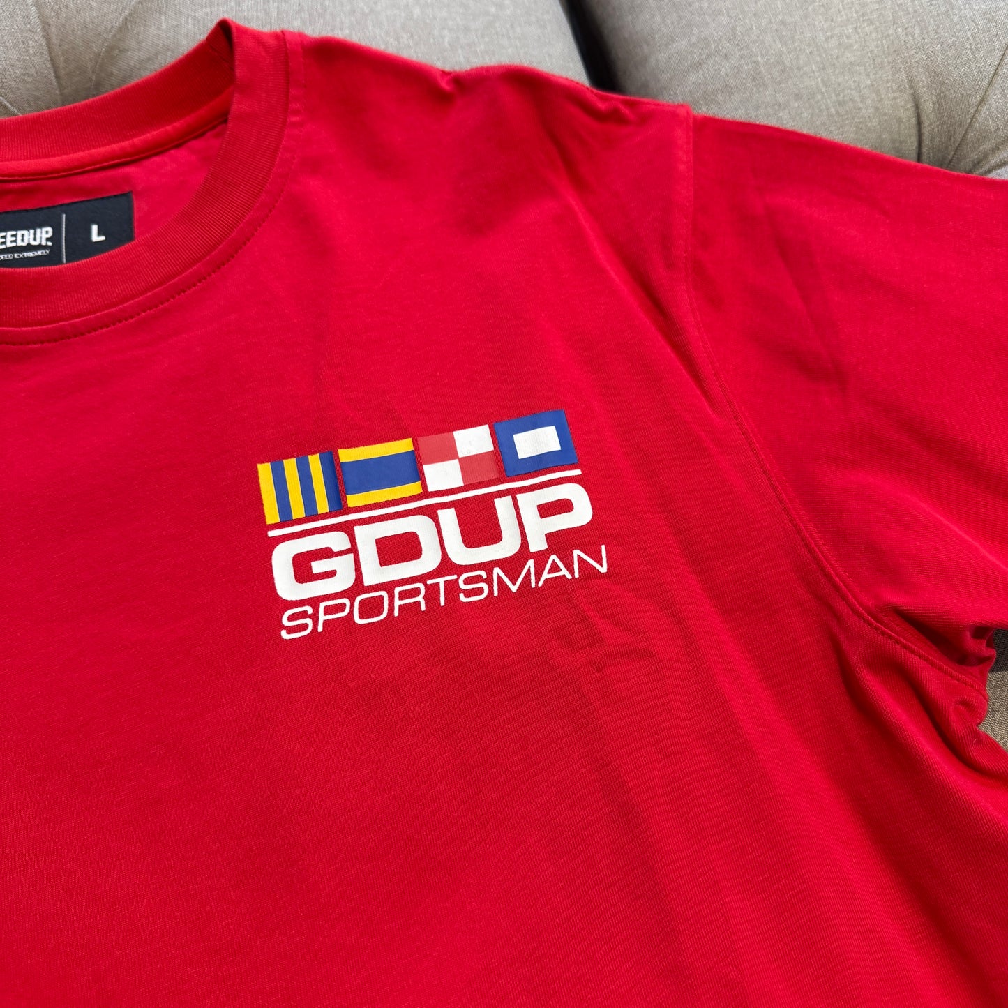 Geedup Sportsman Flag T-Shirt 'Red' (Second hand)