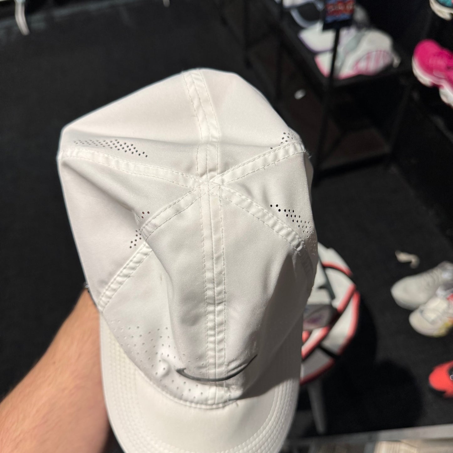 Nike Featherlight Hat 'White Reflective' (Second Hand)