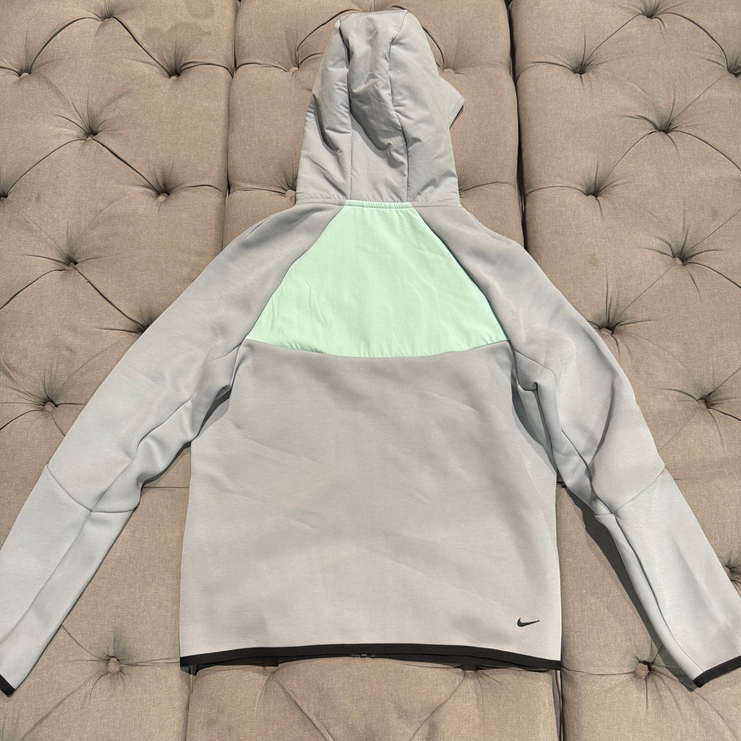 Nike Tech Fleece Jacket 'Grey Mint Green' (Second hand)