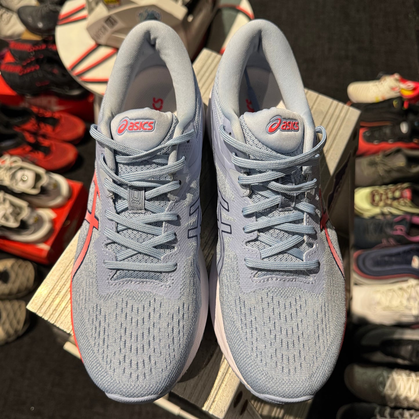 Asics GT-1000 10 'Soft Sky Blazing Coral' (Second hand)