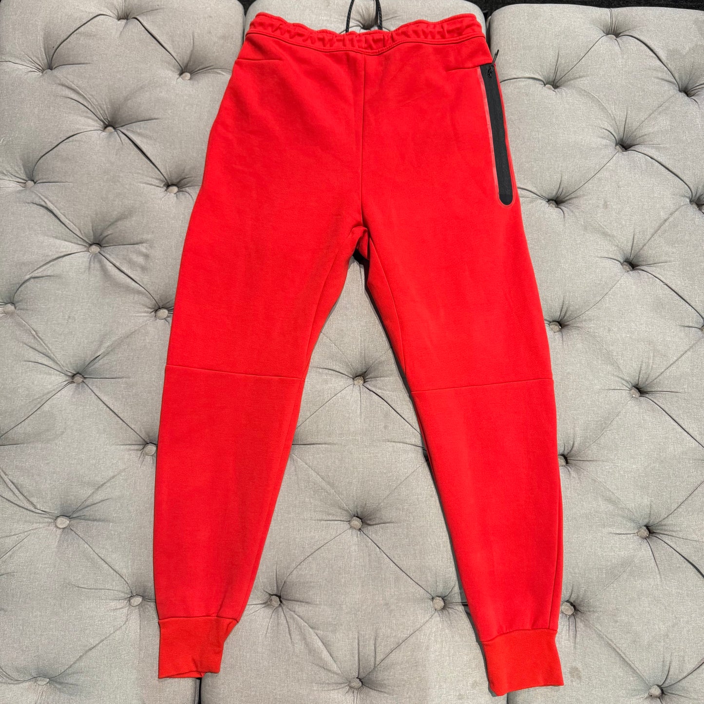 Nike Tech Fleece Pants 'Red' (Second hand)