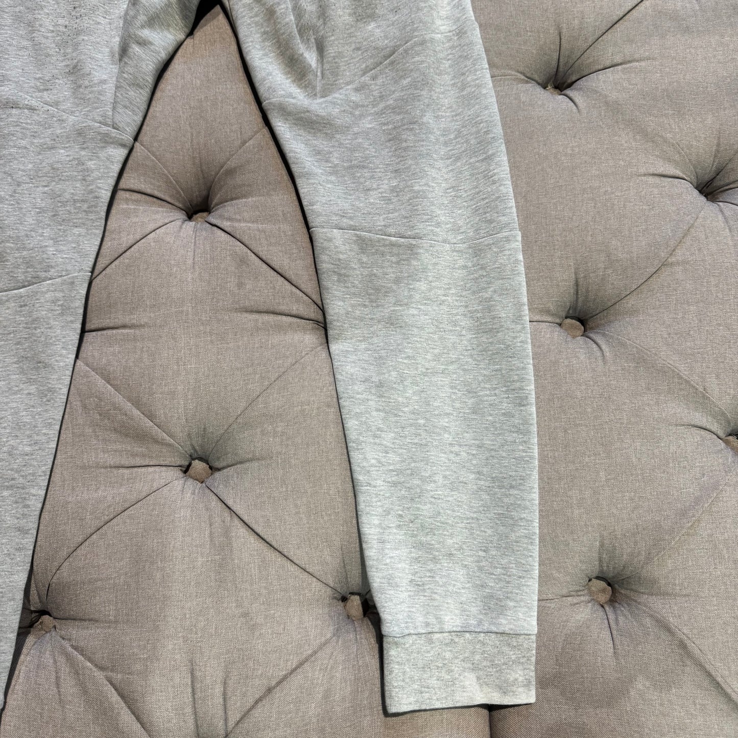 Nike Tech Fleece Pants 'Grey' (Second hand)