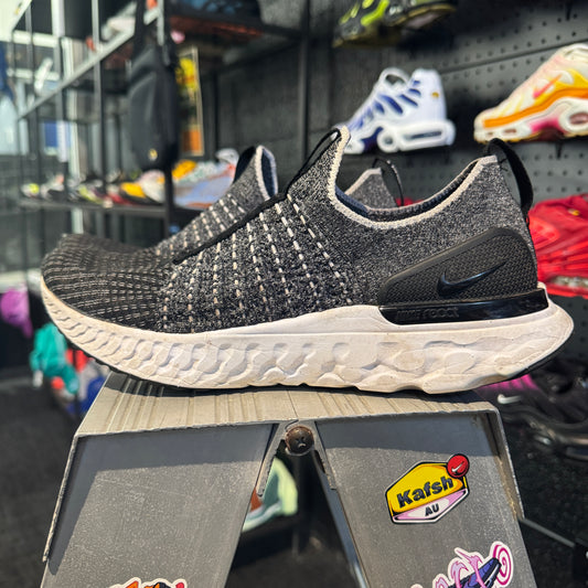 Nike React Phantom Run 2 'Black Grey White' (Second hand)