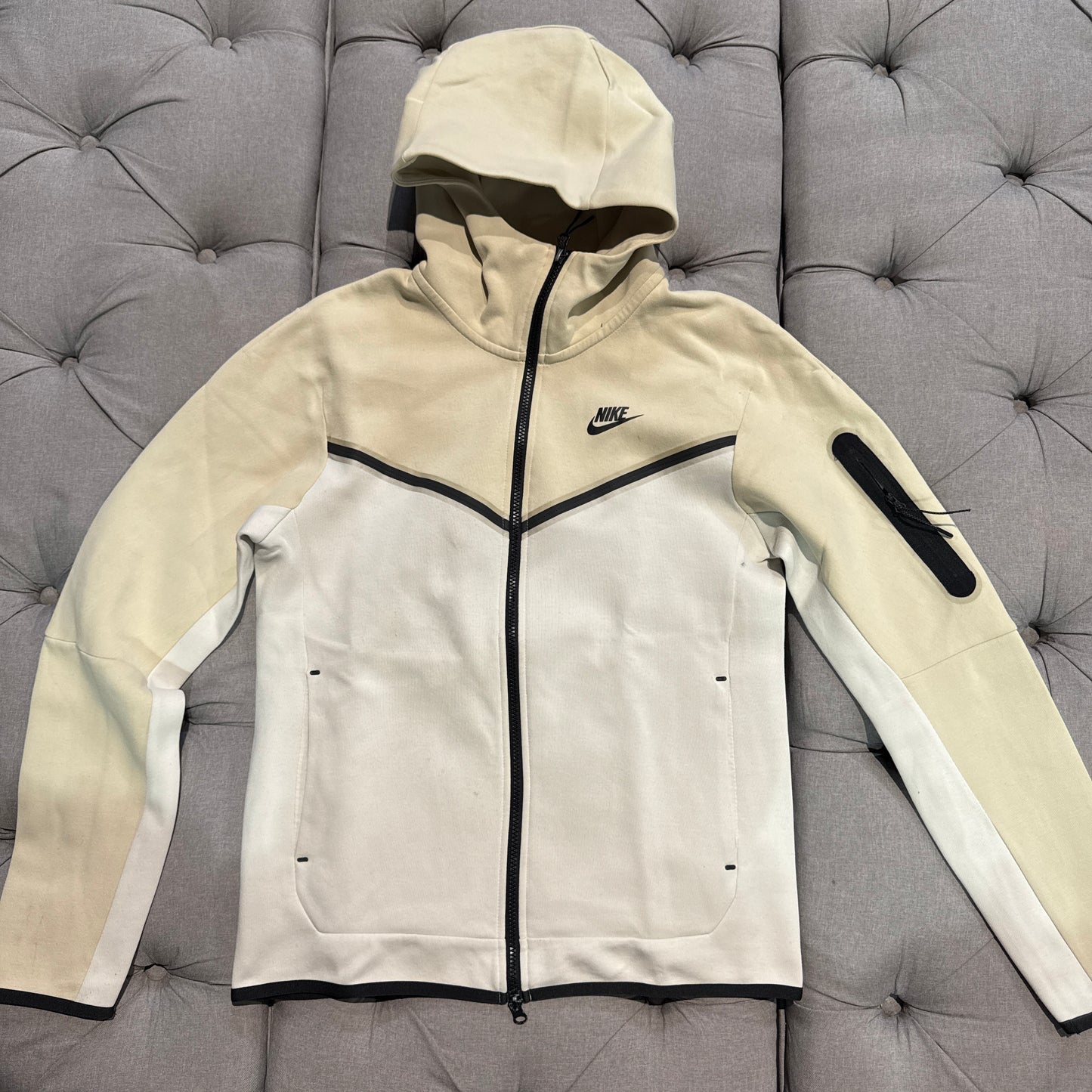 Nike Tech Fleece Jacket 'Butter Cream' (Second hand)