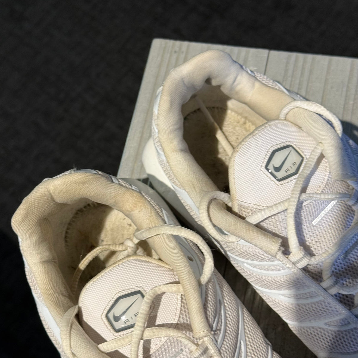Nike Air Max Plus TN 'Triple White Casper' (Second hand)