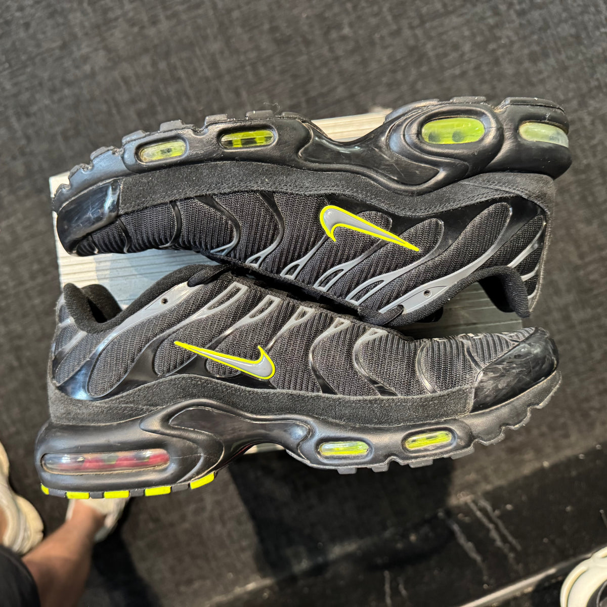 Nike Air Max Plus TN 'Black Grey Volt' (Second hand)