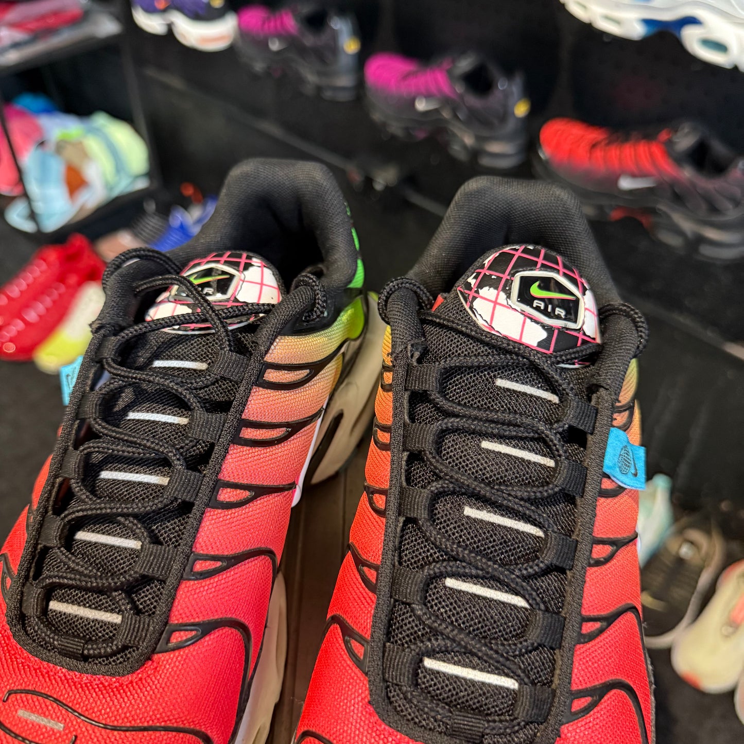 Nike Air Max Plus TN 'Dark World Wide' (Second hand)