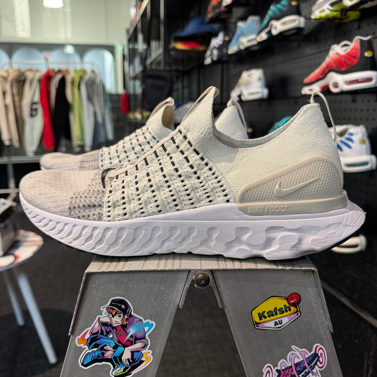 Nike React Phantom Run Flyknit 2 'Bone Cream' (Second hand)