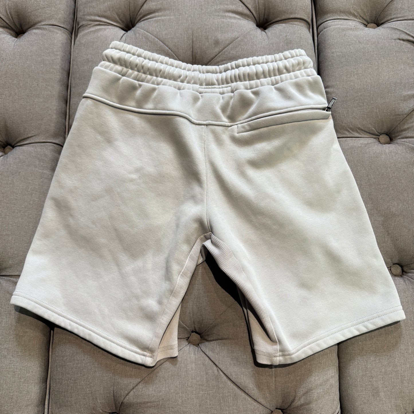 Geedup Stitched Team Logo Shorts 'Grey White' (Second hand)