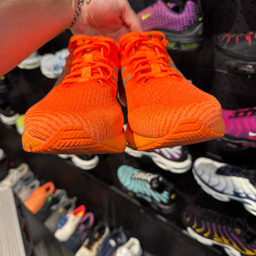 Asics Gel GT-2000 'Triple Orange' (Second hand)