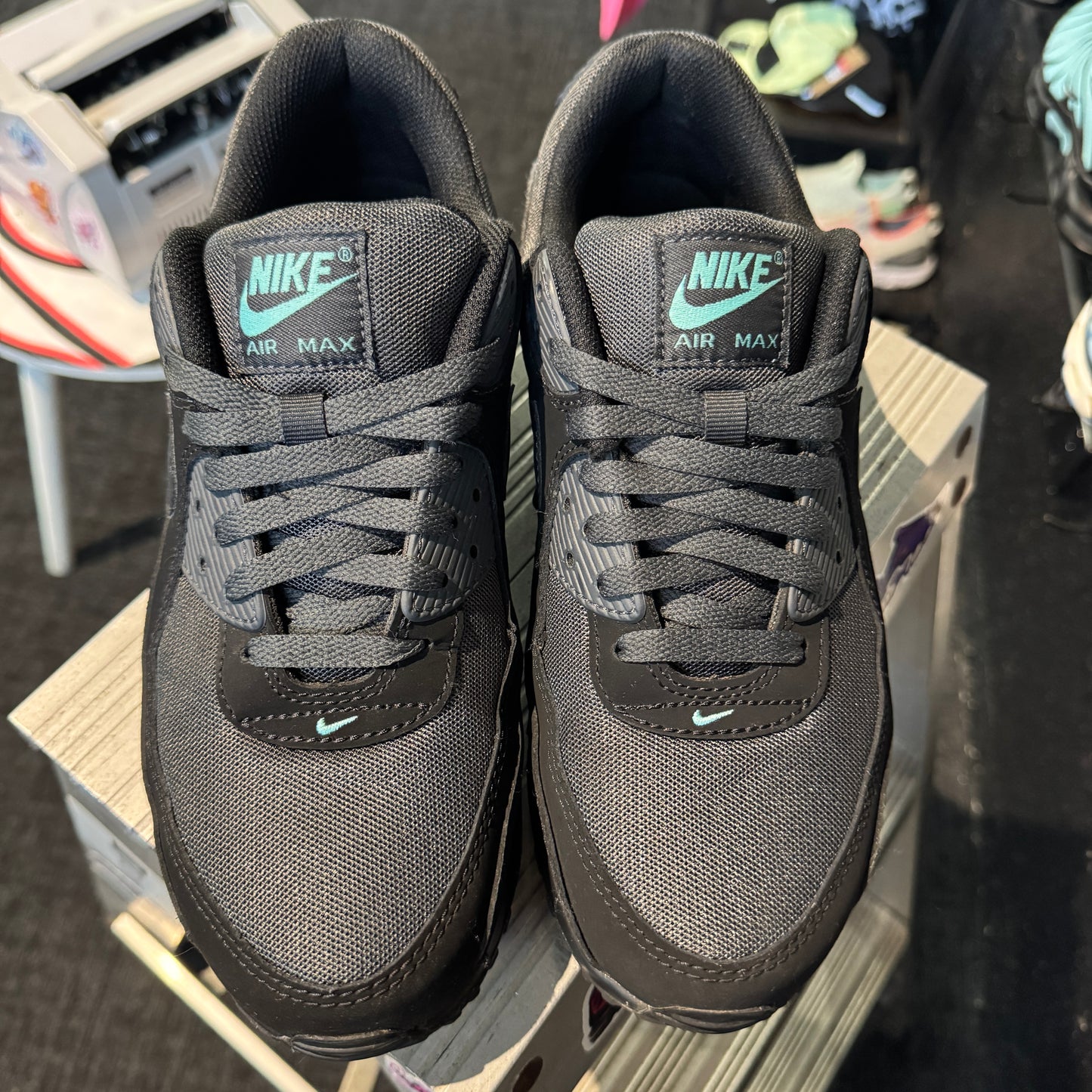 Nike Air Max 90 'Black Tiffany' (Second hand)