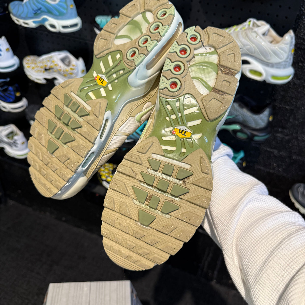 Nike Air Max Plus TN 'Light Bone Honeydew' (Second hand)