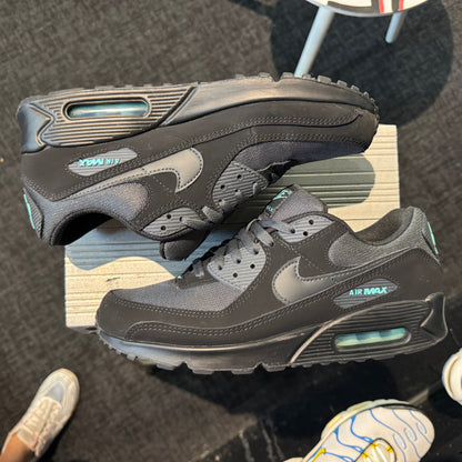 Nike Air Max 90 'Black Tiffany' (Second hand)
