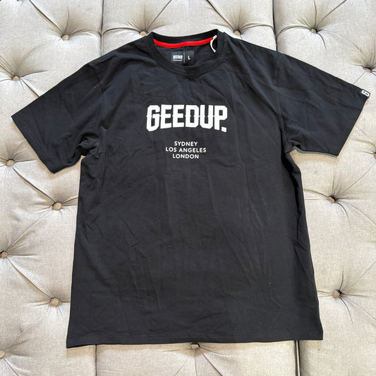 Geedup Cities T-shirt 'Black' (Second hand)