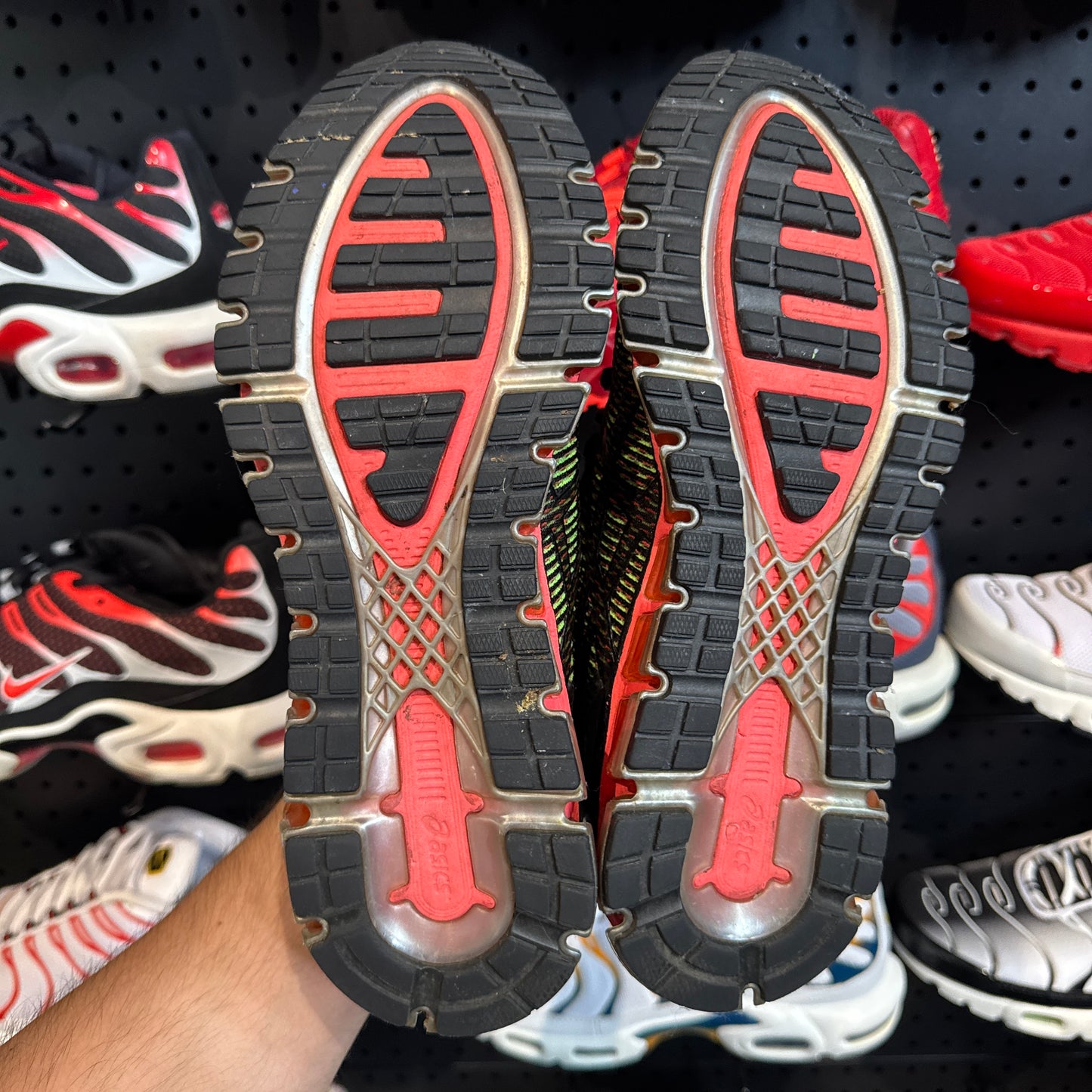 Asics Gel-Quantum 360 CM 'Chameleon Black Classic Red' (Second hand)