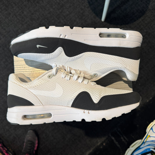 Nike Air Max 1 Ultra Essential 'White Black Wolf Grey' (Second hand)