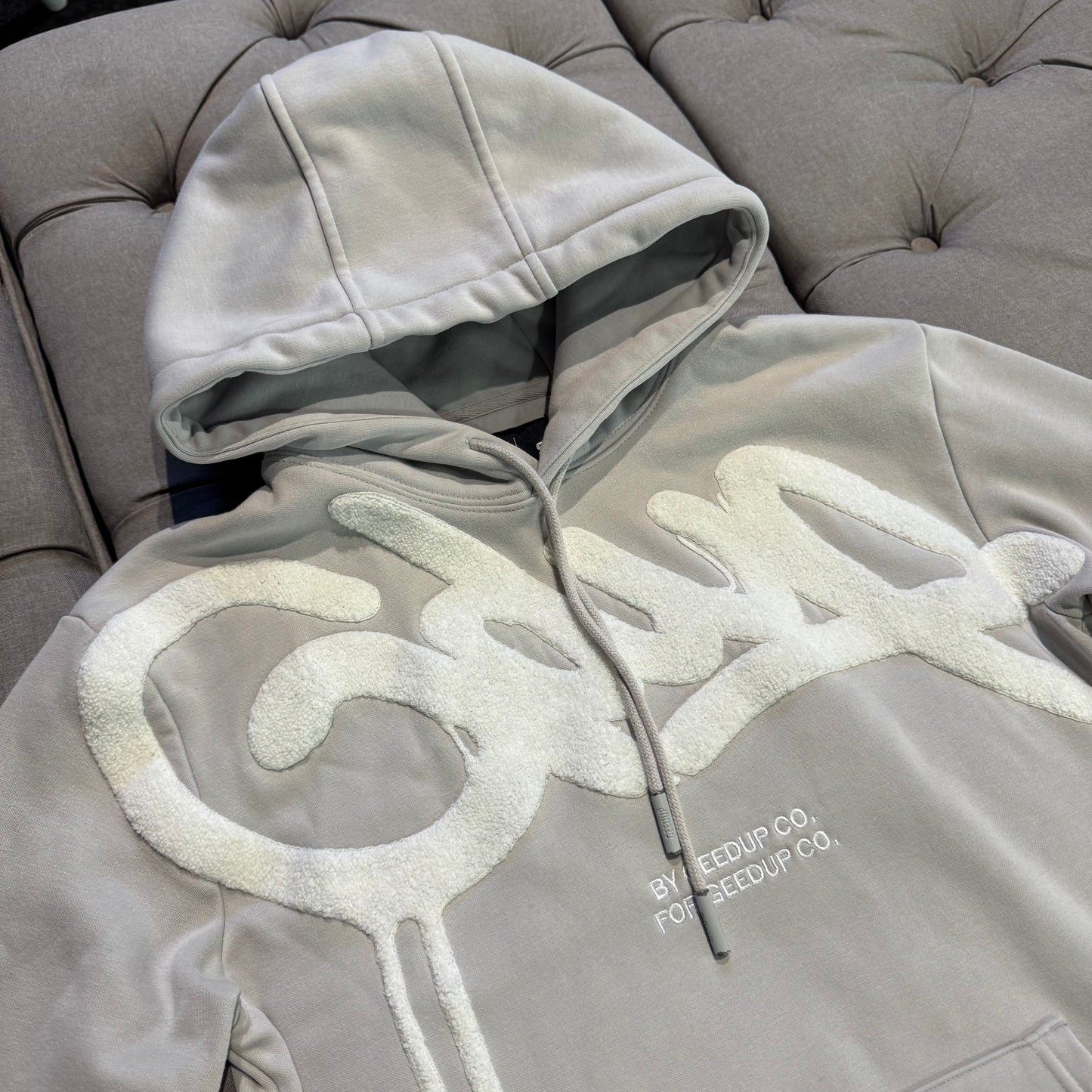 Geedup Handstyle Hoodie 'Grey White' (Second hand)