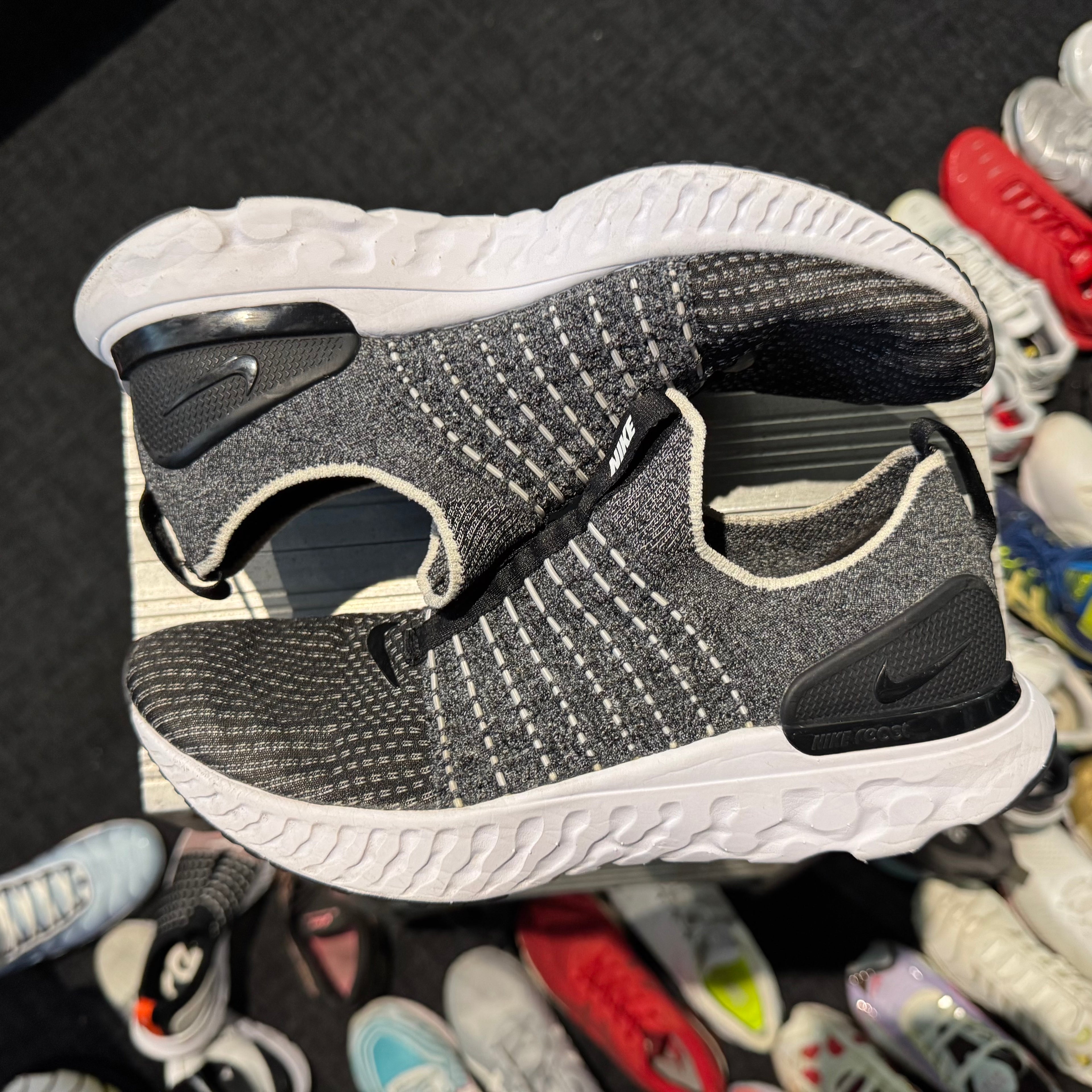 Nike Phantom Run React Flyknit 2 'Black White' (Second hand)