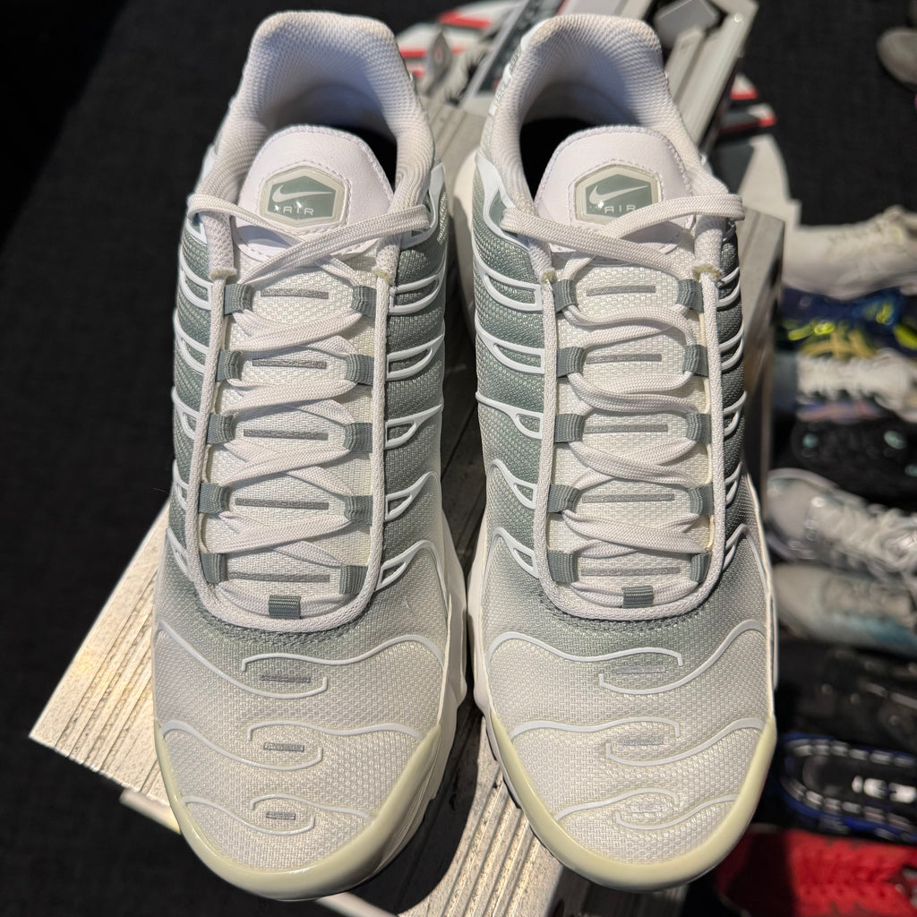 Nike Air Max Plus TN 'Mica Green' (Brand New)