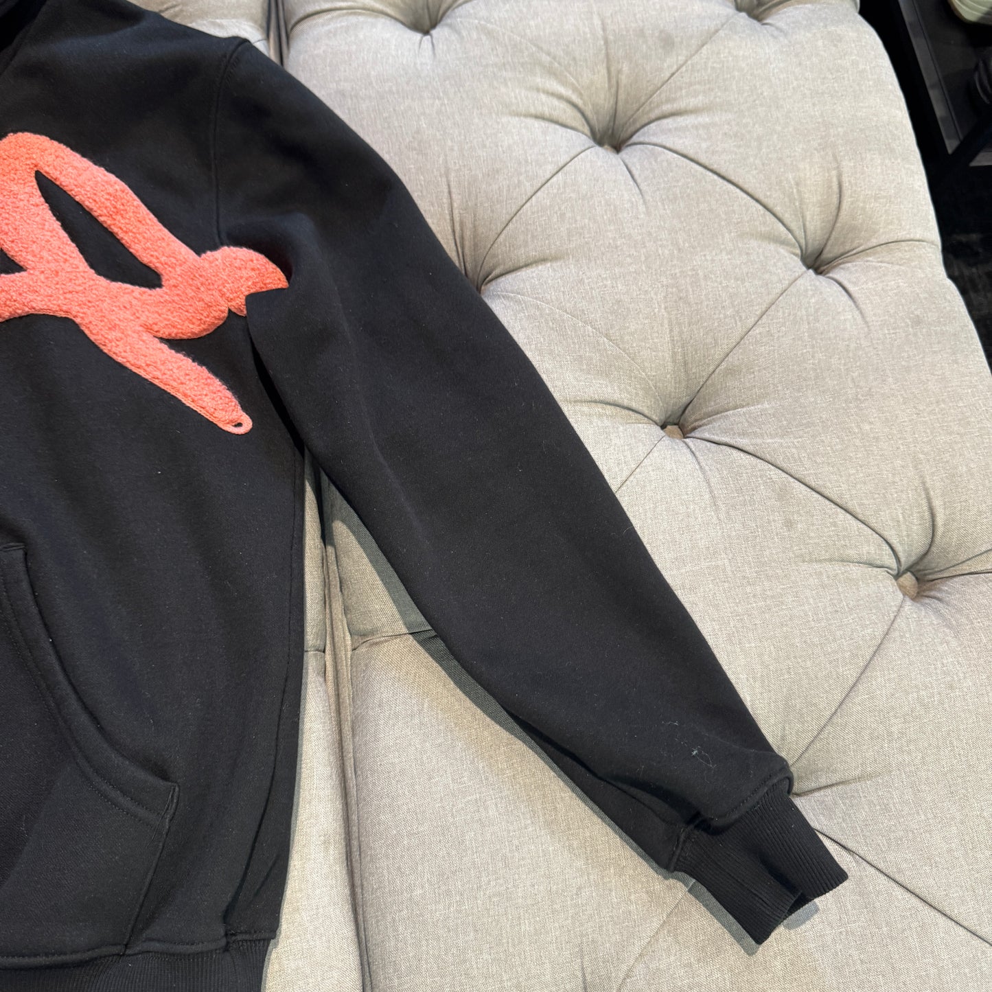 Geedup Handstyle Hoodie 'Black Peach' (Second hand)