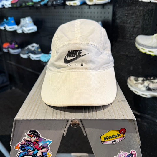 Nike Tailwind Drifit Cap 'White' (Second Hand)