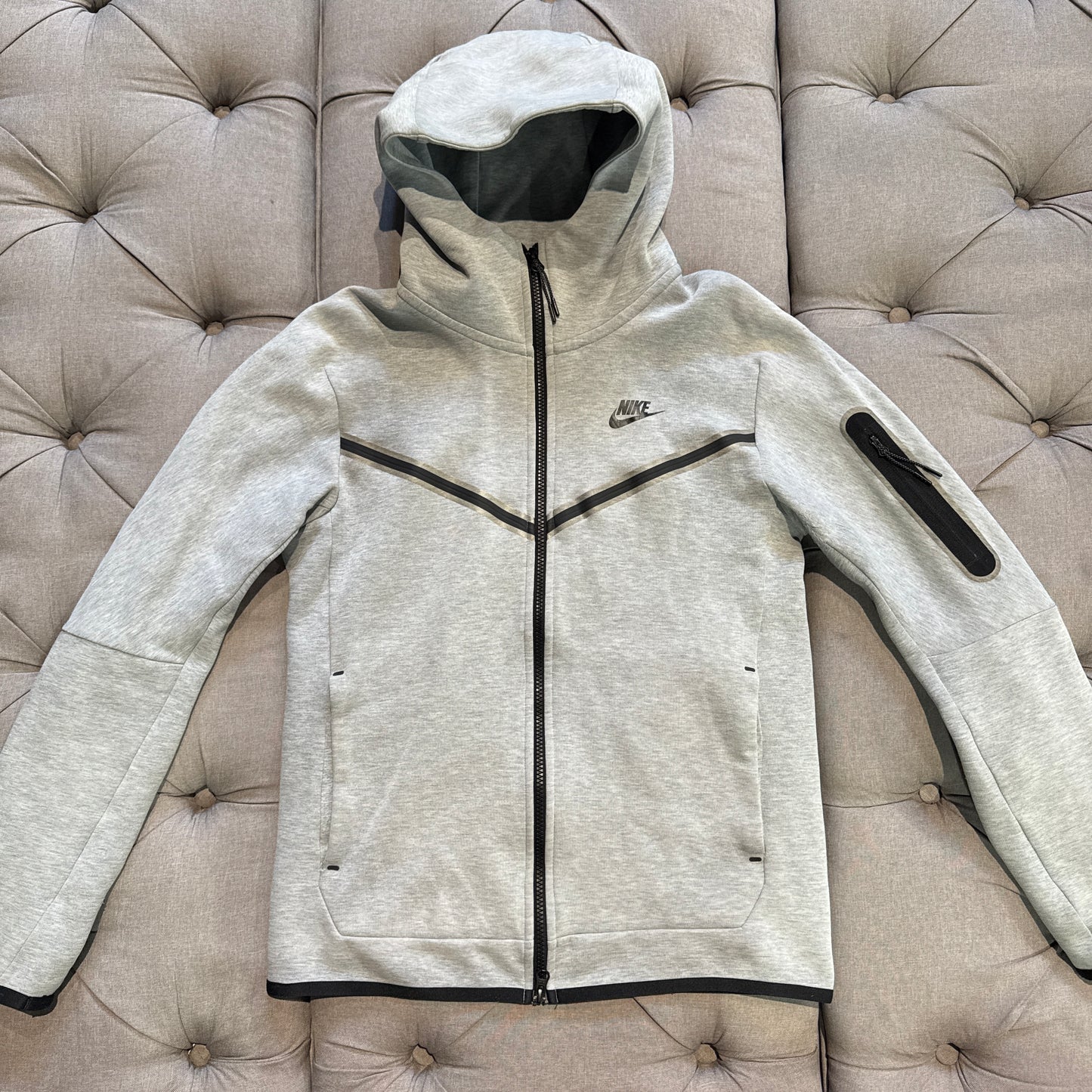 Nike Tech Fleece Jacket 'Grey' (Second hand)