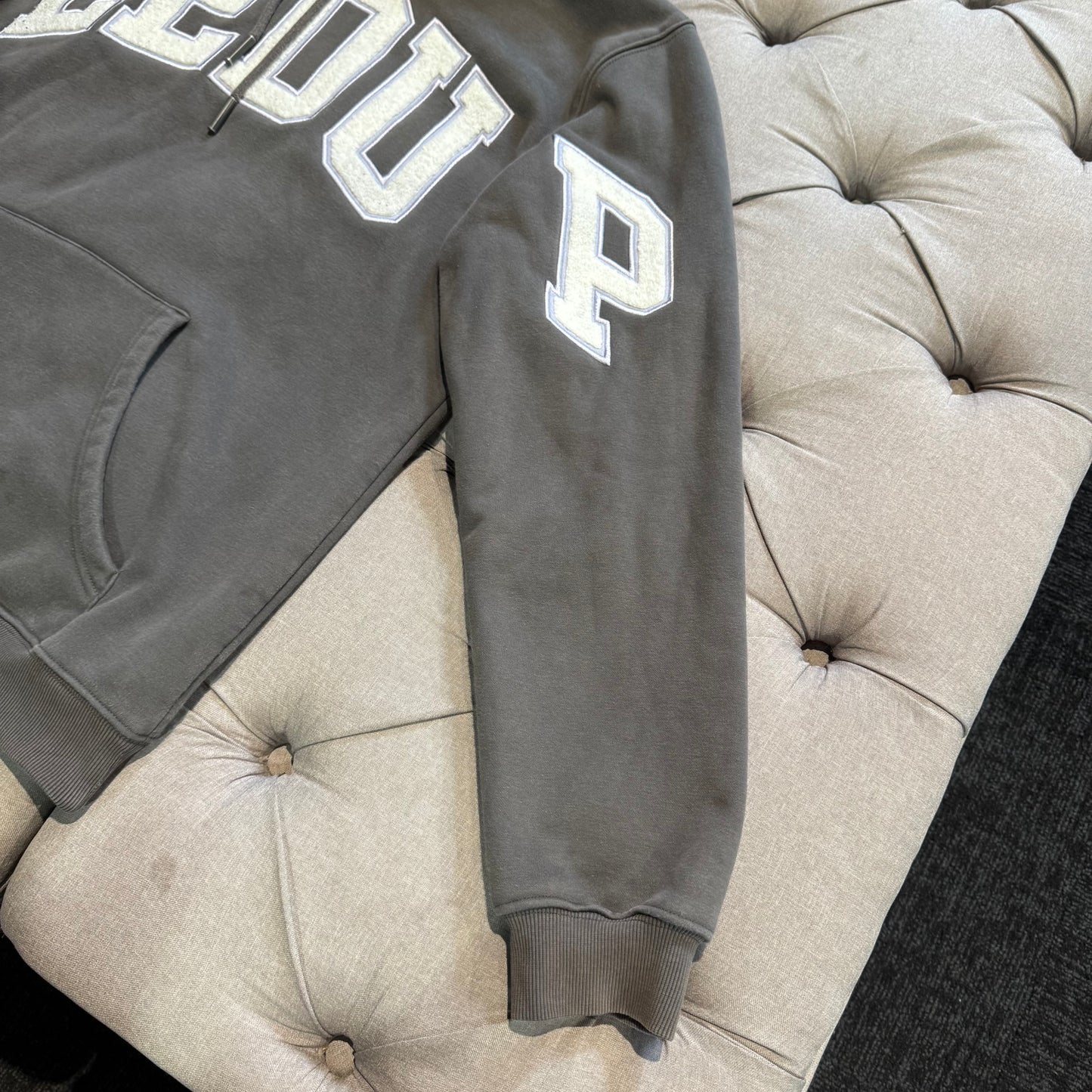 Geedup Team Logo Hoodie 'Asphalt Grey' (Second hand)