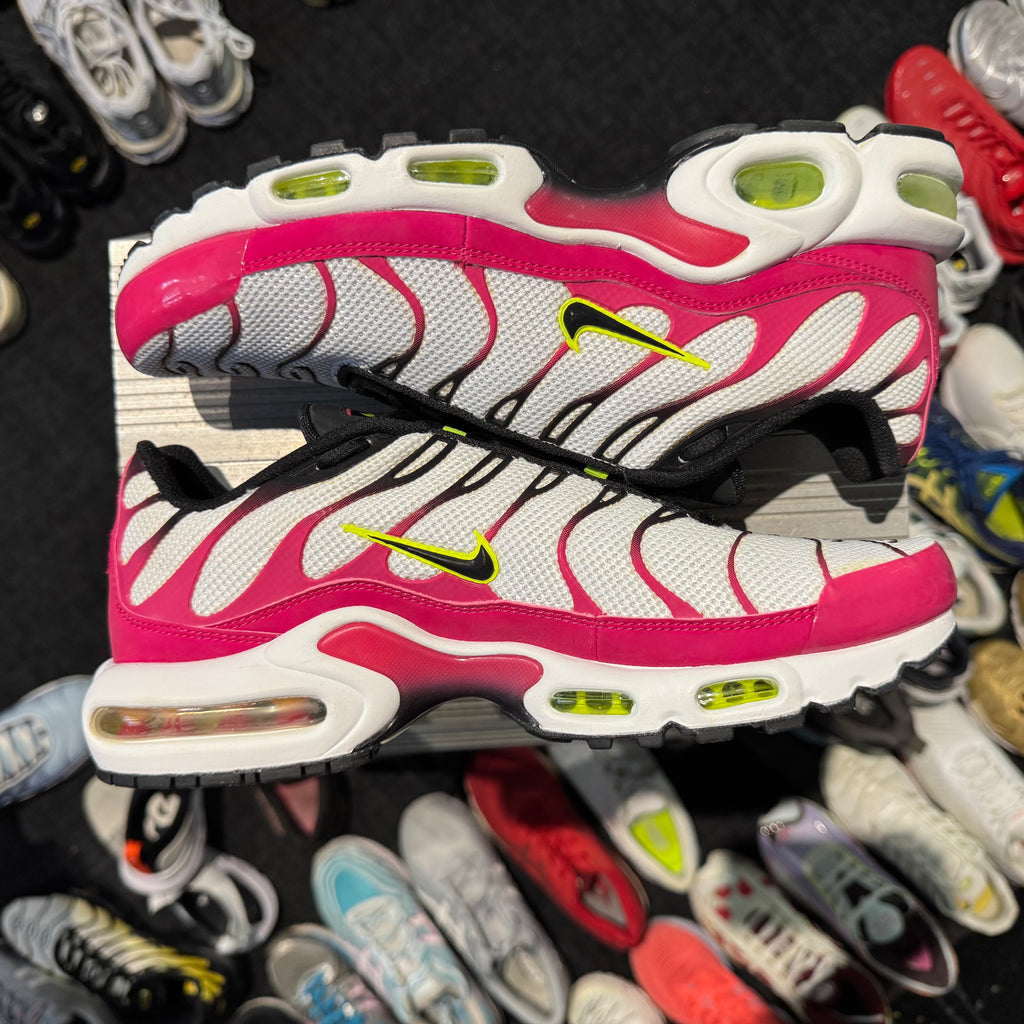 Nike Air Max Plus TN 'Fucsia' (Brand New)