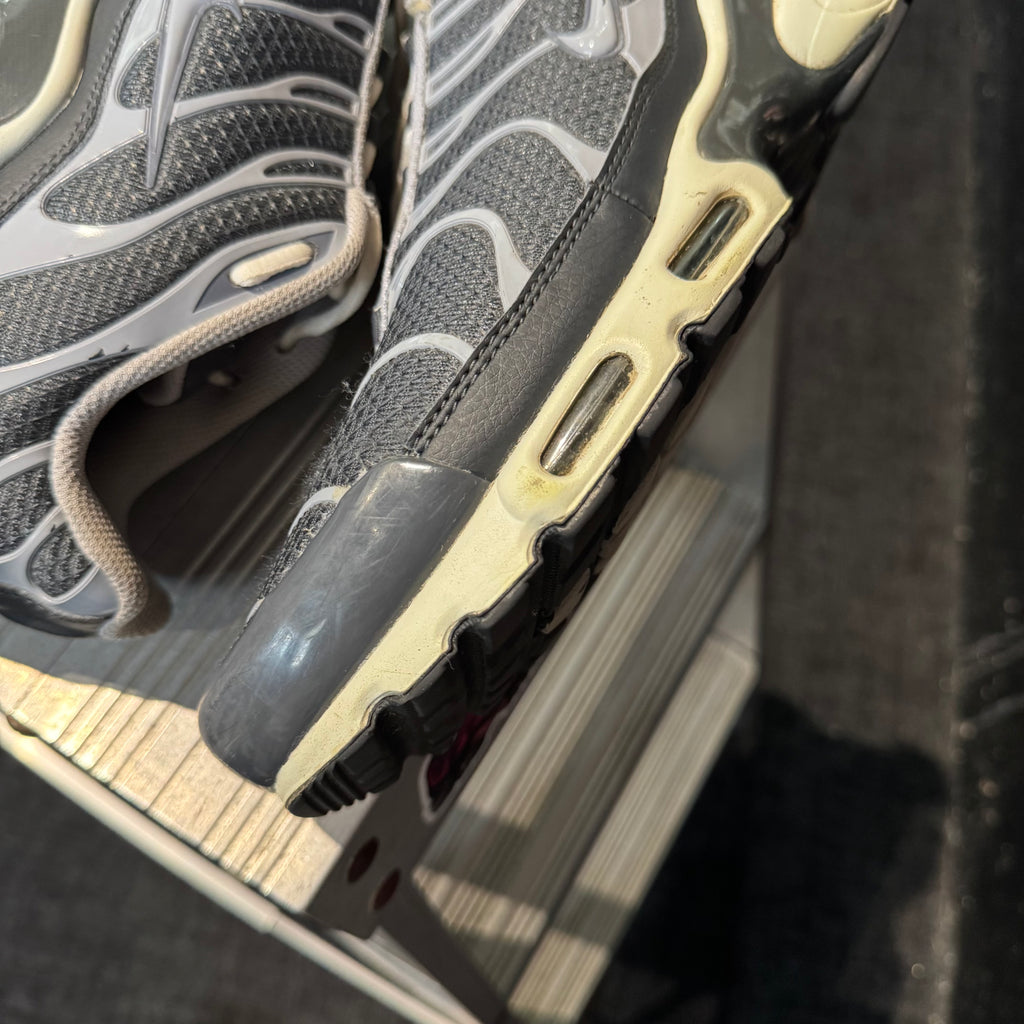Nike Air Max Plus TN SE 'Iron Cool Grey' (Second hand)