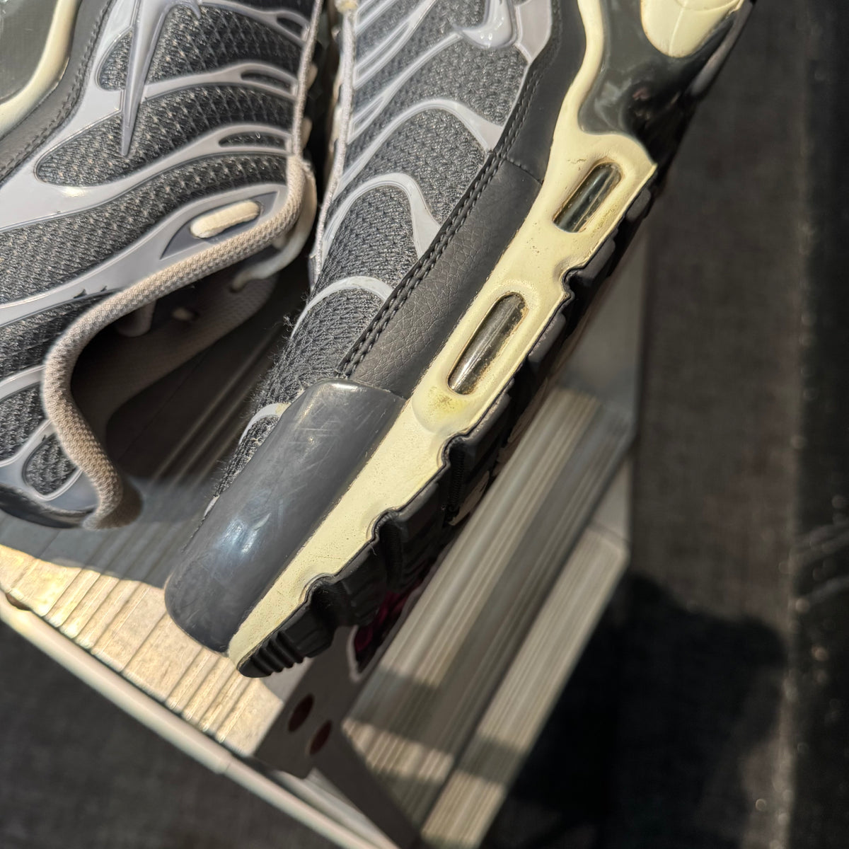 Nike Air Max Plus TN SE 'Iron Cool Grey' (Second hand)