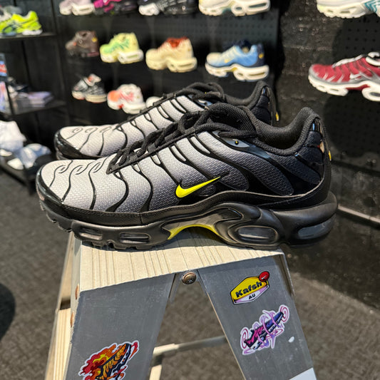 Nike Air Max Plus 'TN' Wolf Grey Optic Yellow (Second hand)