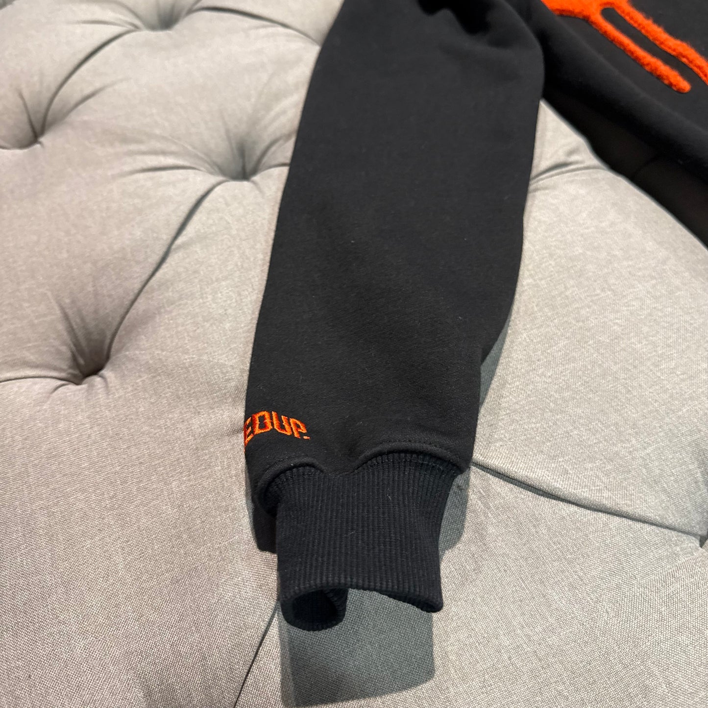 Geedup Handstyle Hoodie 'Black Burnt Orange' (Second hand)