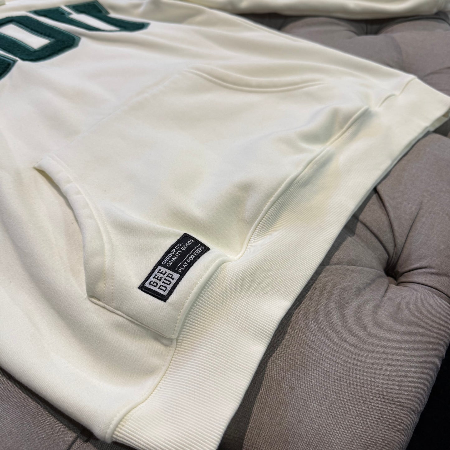 Geedup Team Logo Hoodie Cream Green' (Second hand)